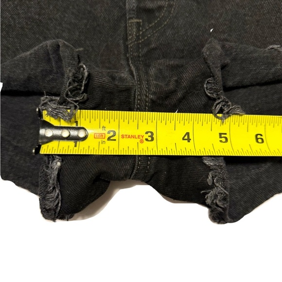 Levi’s Premium 501 High Rise Shorts Distressed Black - Women’s 30 - Picture 6 of 9